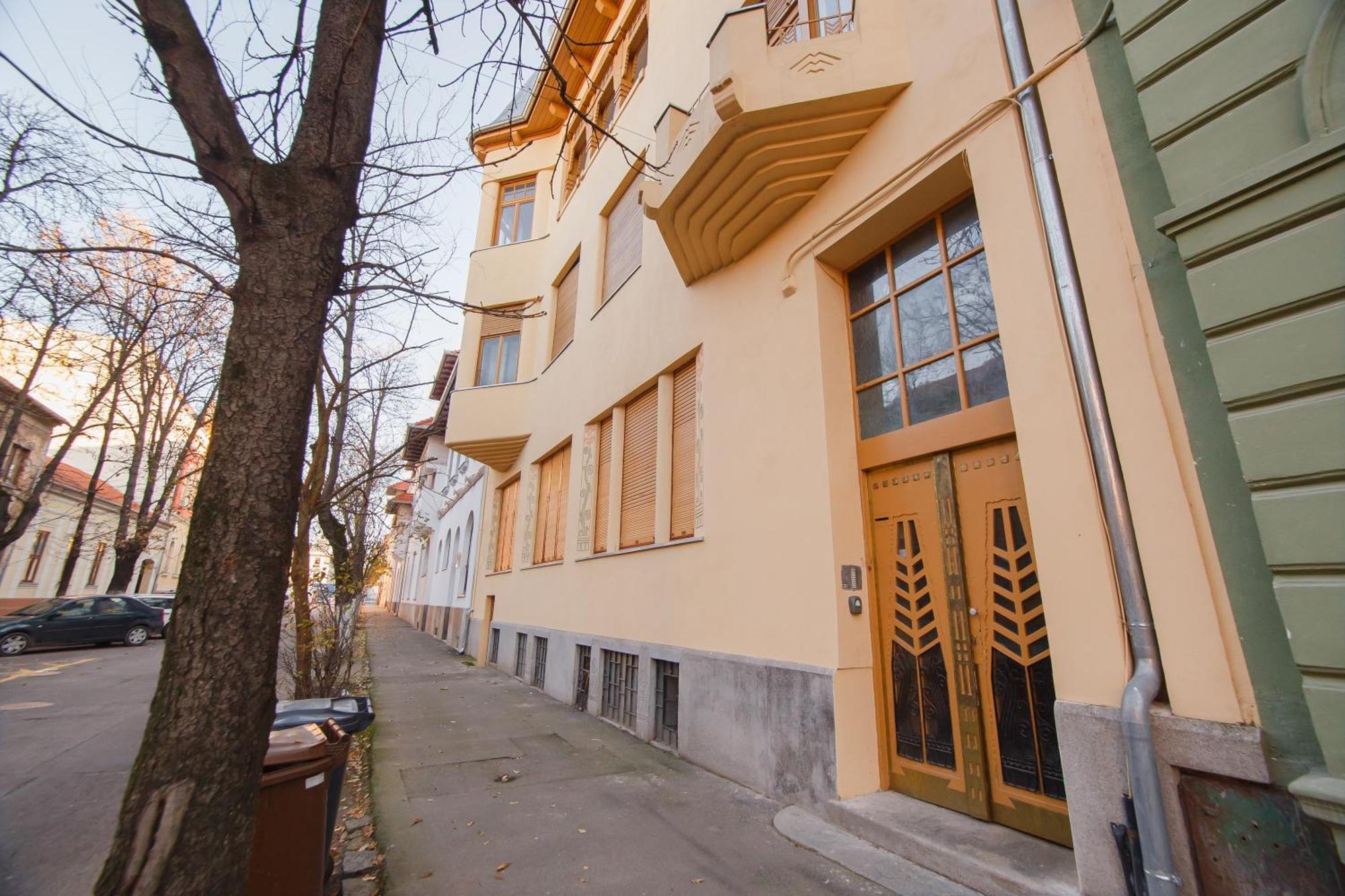 Apartamento Retro Vibes Near Piata Unirii Oradea Exterior foto