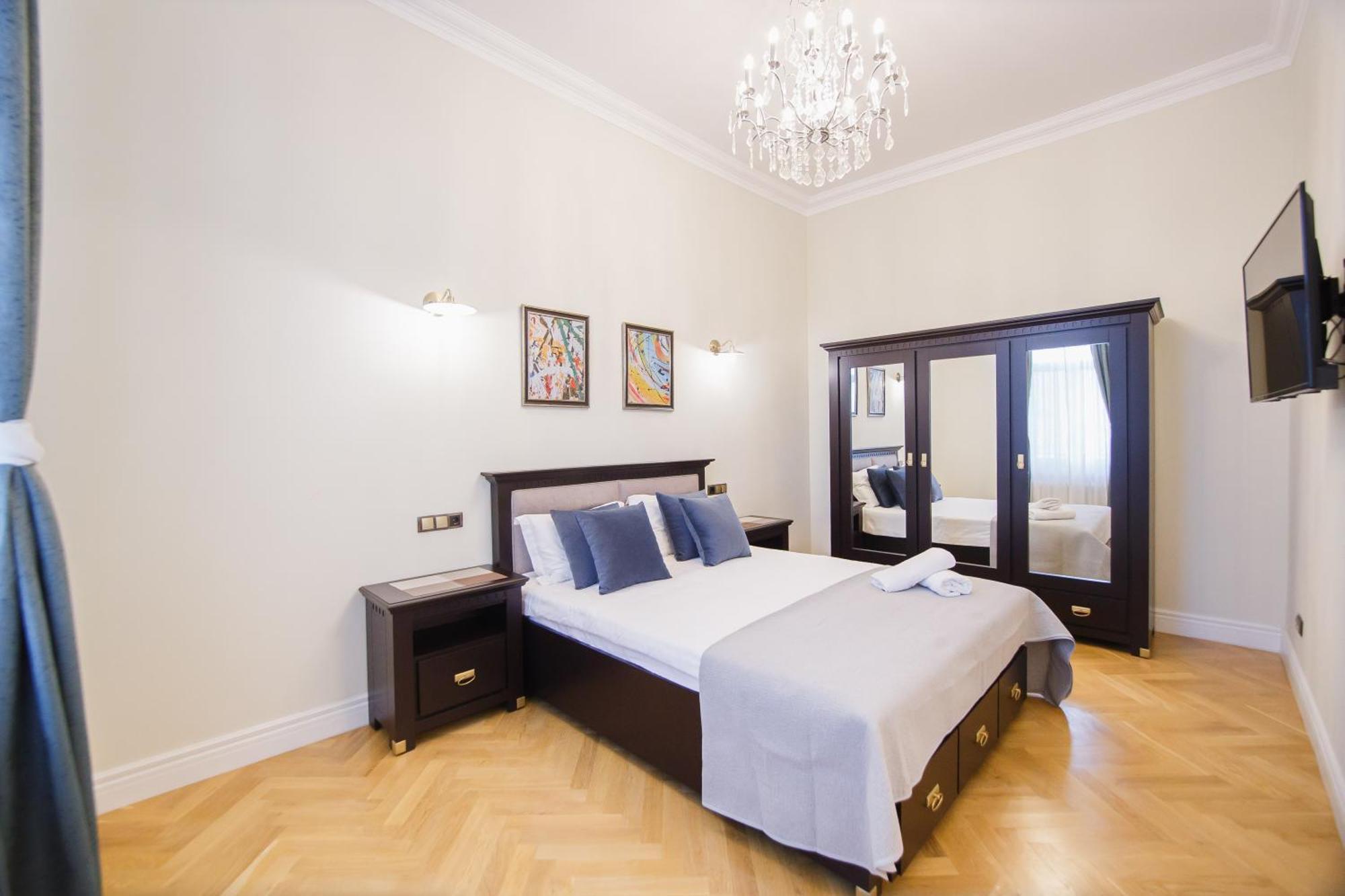 Apartamento Retro Vibes Near Piata Unirii Oradea Exterior foto