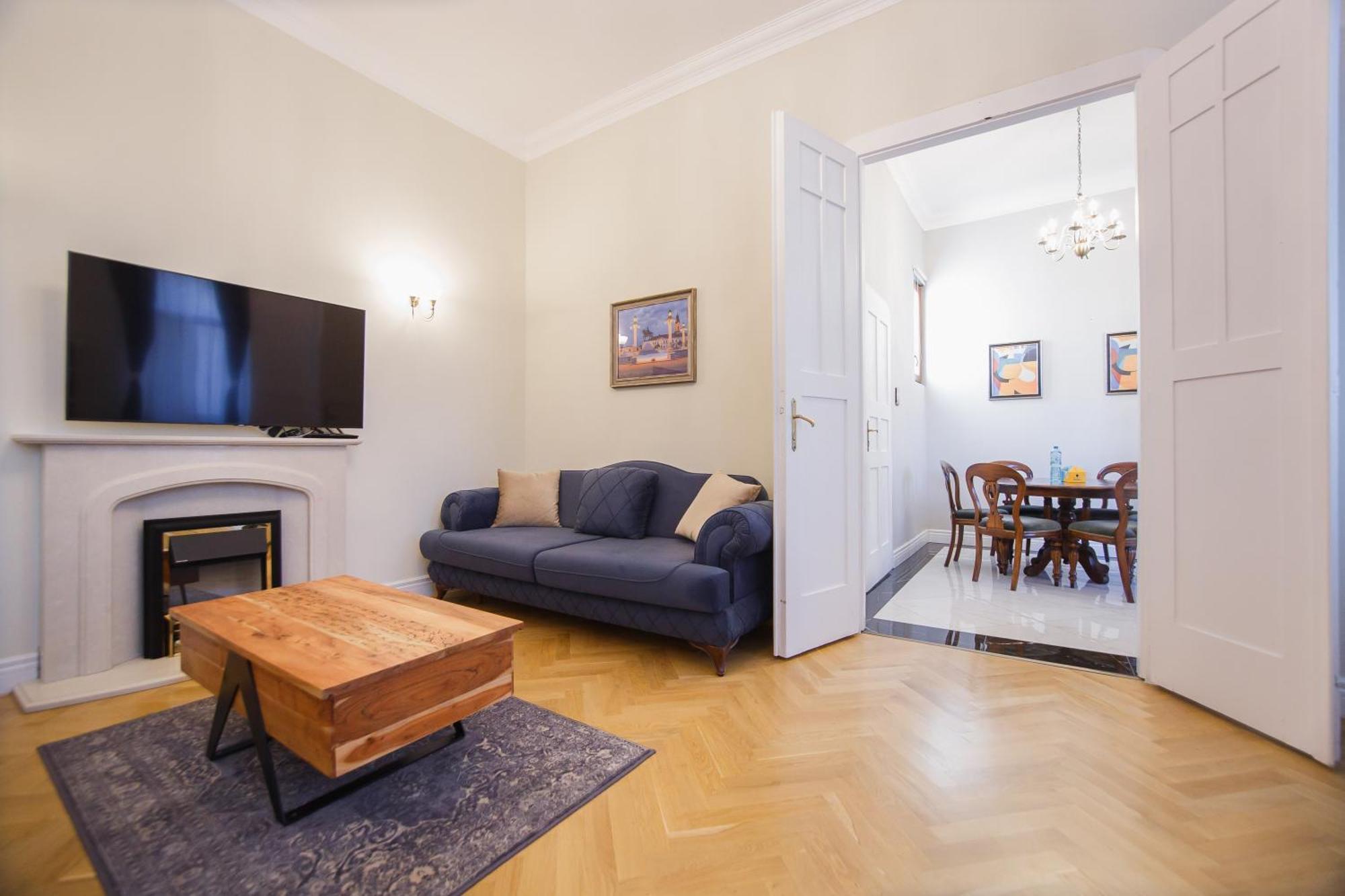 Apartamento Retro Vibes Near Piata Unirii Oradea Exterior foto