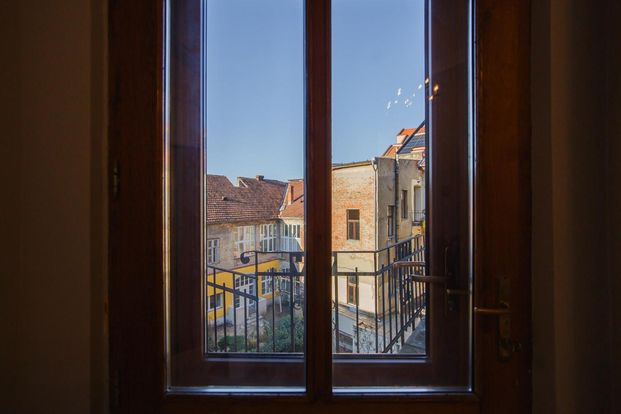 Apartamento Retro Vibes Near Piata Unirii Oradea Exterior foto